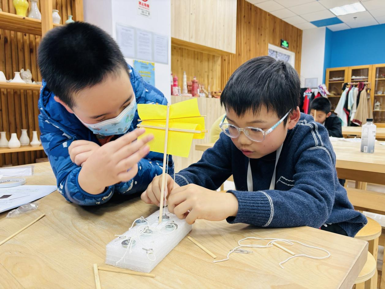 未来航海家STEM系列——渡河的工具
